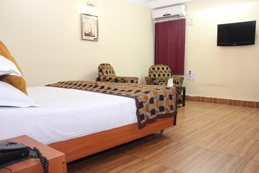 Hotel Bengal International Siliguri Room photo